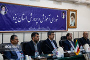 معلمان آینده‌سازان کشور را پرورش می‌دهند
