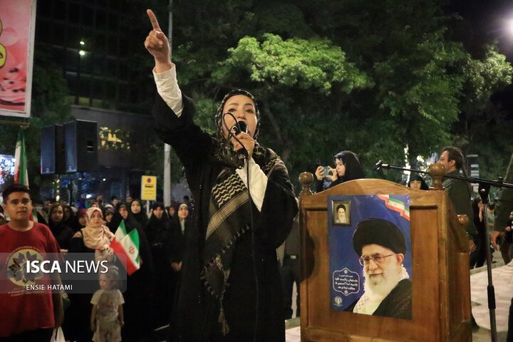 تجمع مردم بجنورد در اعتراض به یاوه‌گویی‌های ترامپ