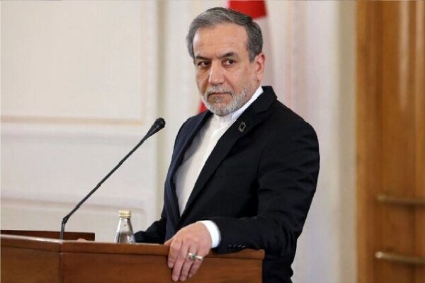 عراقچی: متجاوز را از خطای بزرگ خود پشیمان می‌کنیم
