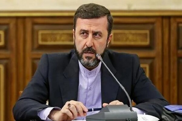 غریب آبادی: آمریکا اسم شکست بعدیش را «جنگ اقتصادی» گذاشته است غریب آبادی: آمریکا اسم شکست بعدیش را «جنگ اقتصادی» گذاشته است