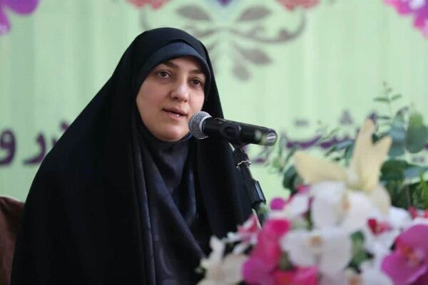 نقش نخبگان و خواص در شرایط فعلی مهم و تعیین کننده است/ تمام غرب به جنگ ما آمده است