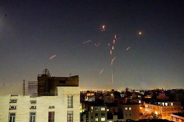  فعال شدن پدافند در بندرعباس و بندرلنگه