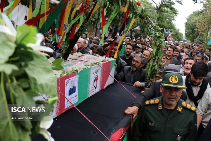 تشییع پیکر شهید «علی پیری» در اردبیل