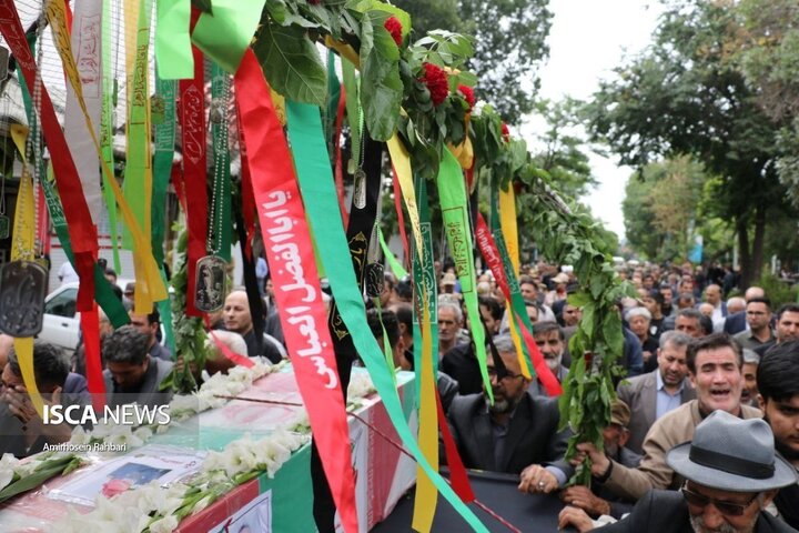 تشییع پیکر شهید «علی پیری» در اردبیل