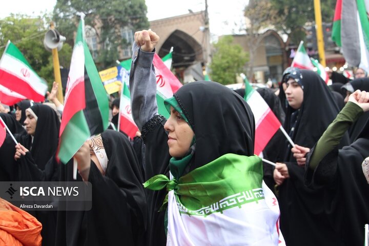 تجمع مردم اردبیل در محکومیت تجاوز آمریکا به تاسیسات هسته ای