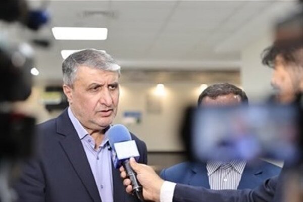اسلامی: صنعت هسته‌ای، نماد موفق اراده‌ ملت ایران در دستیابی به استقلال است