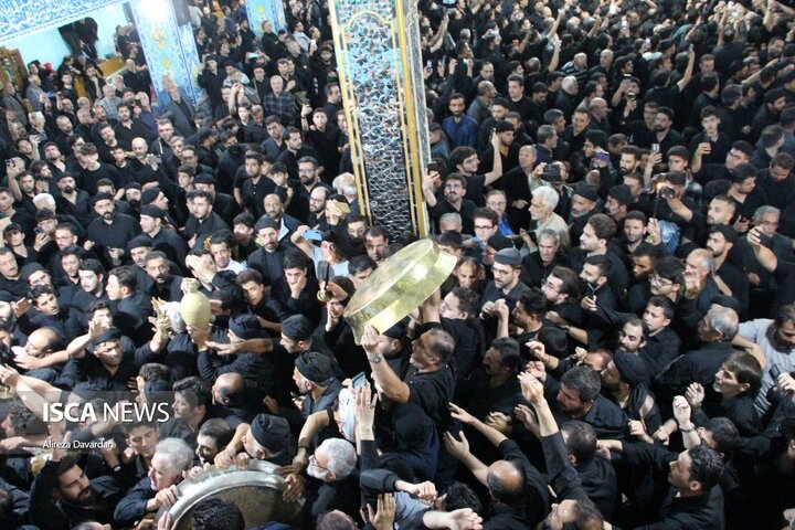 آیین طشت گذاری در اردبیل