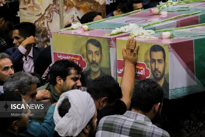 مراسم وداع با شهدای حمله اخیر رژیم صهیونیستی به تیپ 18 الغدیر یزد
