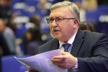 اولیانوف: ایران قطعاً طرف بازنده درگیری با آمریکا نیست