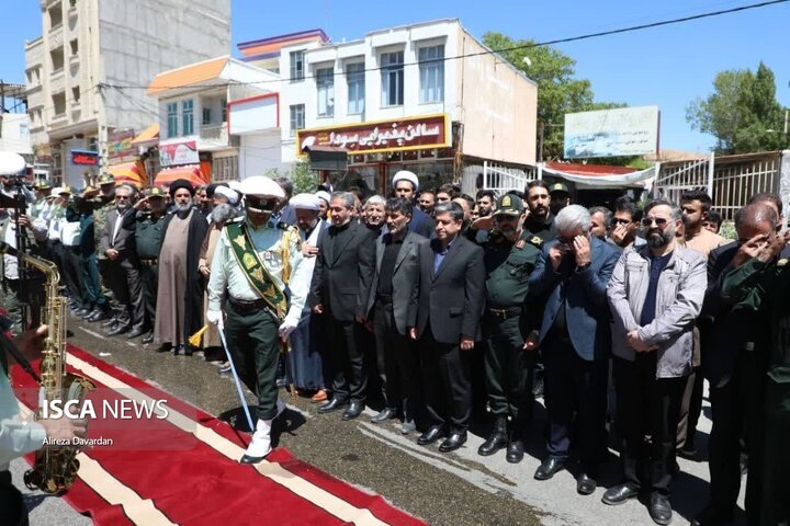 تشییع پیکر شهید مدافع وطن محمدرضا نوروزی مهماندوست