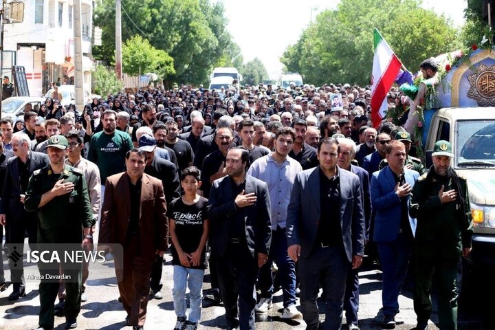 تشییع پیکر شهید مدافع وطن محمدرضا نوروزی مهماندوست