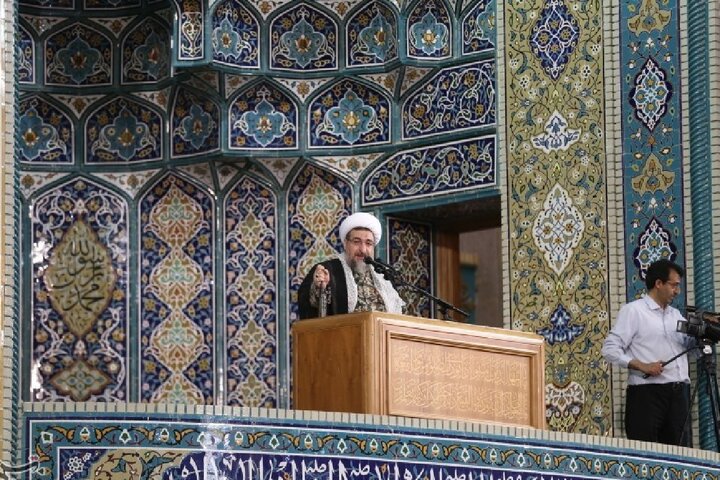 ملت ایران با وحدت، دشمن را سر جایش نشاند