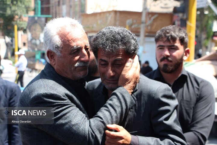 تشییع پیکر شهید قهرمانی در اردبیل