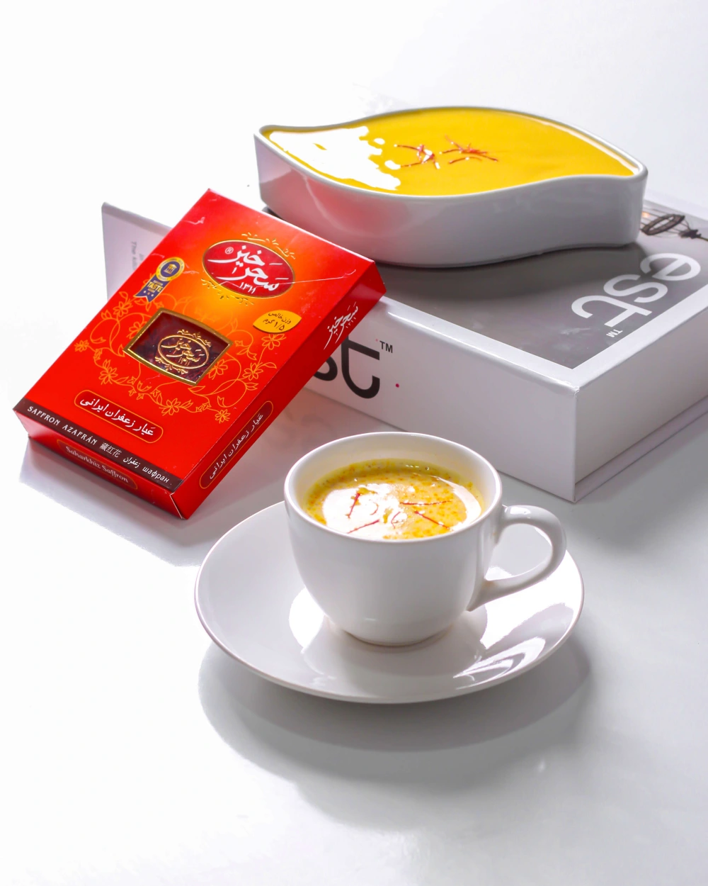 خرید اینترنتی زعفران از فروشگاه سحرخیز