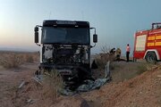 آتش زدن ۲ تریلی در محور ایرانشهر ـ نیکشهر توسط اشرار مسلح