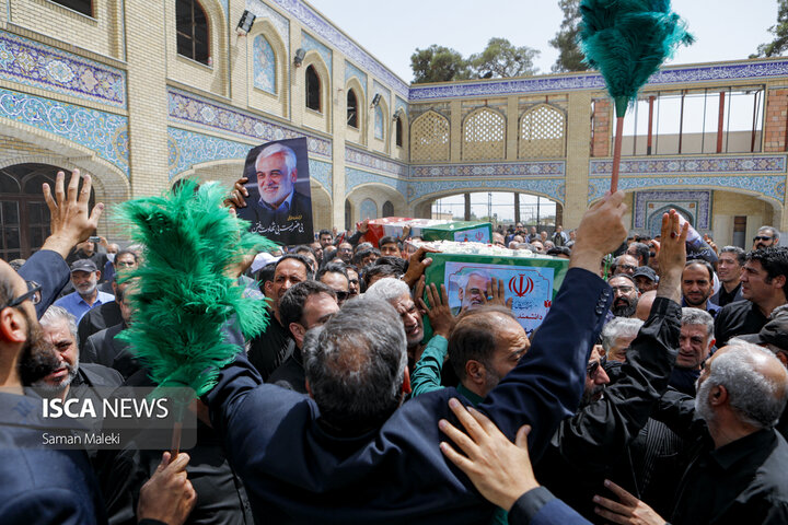 تشییع و خاکسپاری پیکر شهید « دکتر محمد مهدی طهرانچی» در حرم شاه عبدالعظیم حسنی(ع)