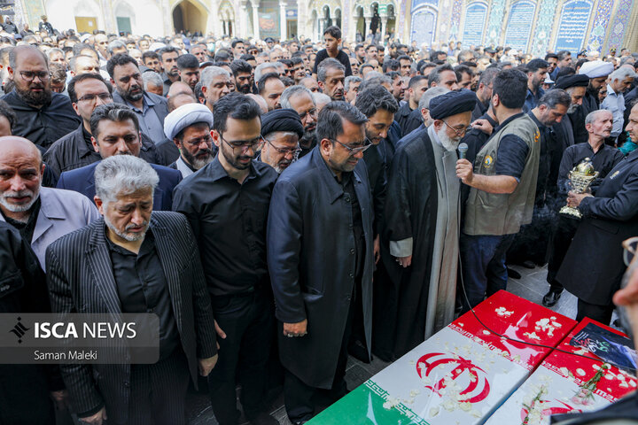 تشییع و خاکسپاری پیکر شهید « دکتر محمد مهدی طهرانچی» در حرم شاه عبدالعظیم حسنی(ع)