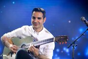 محسن یگانه: خیلی‌ها بخاطر جنگ نتواستند دست پدرشان را بگیرند
