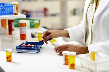 کمیسیون بهداشت پیگیر مشکلات ارزی برای تامین دارو است