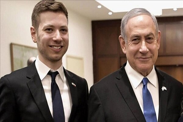 پسر نتانیاهو: از ترس جانم اسرائیل را ترک کردم