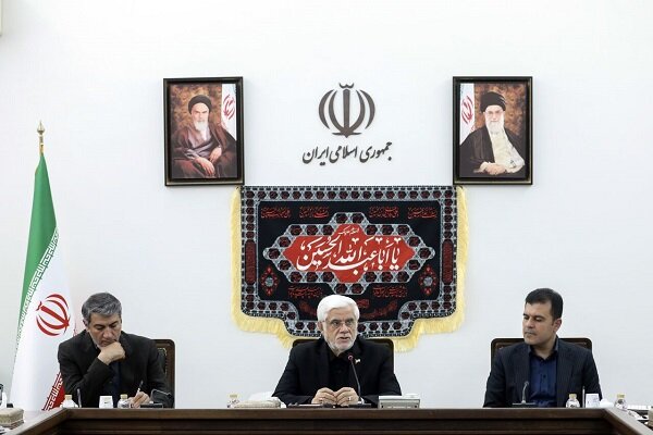 عارف: باید به سمت فناوری‌های نوظهور و پیشرفته حرکت کنیم