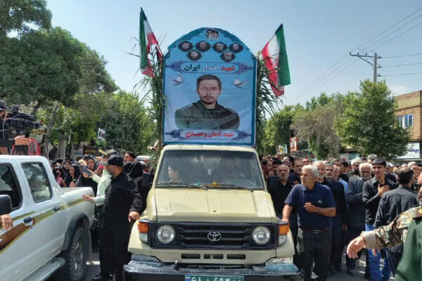 تشییع پیکر پاک شهید وطن ایمان وحیدی در خراسانشمالی