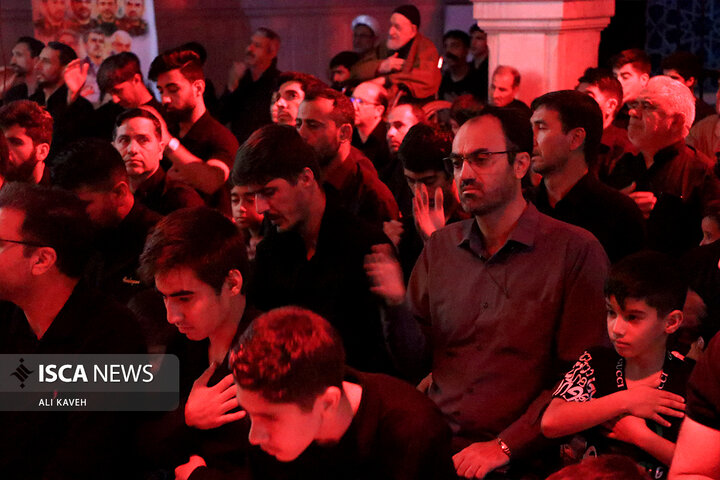 عزاداری شب تاسوعا در آستان مقدس عباس بن موسی (ع) بجنورد