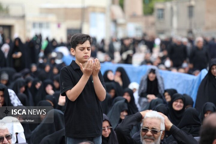 نماز ظهر عاشورا در اردبیل