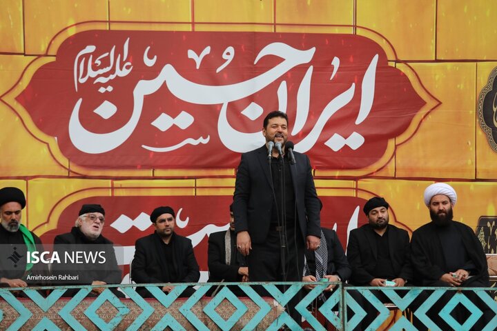 اجتماع بزرگ عاشورای حسینی در اردبیل