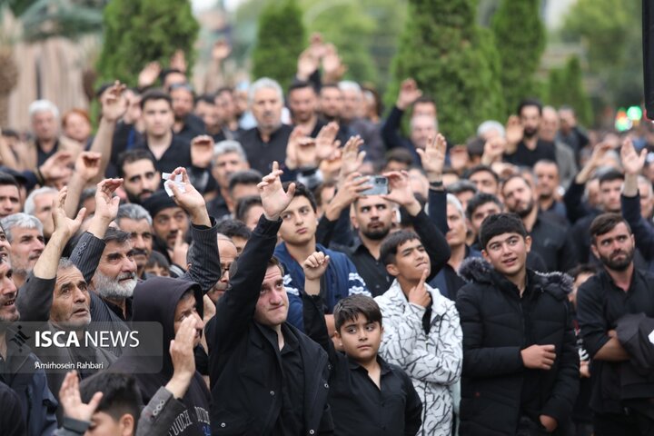 اجتماع بزرگ عاشورای حسینی در اردبیل