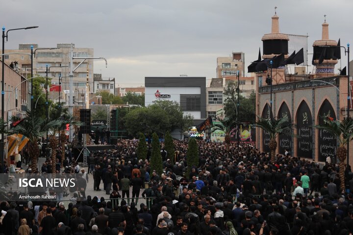 اجتماع بزرگ عاشورای حسینی در اردبیل