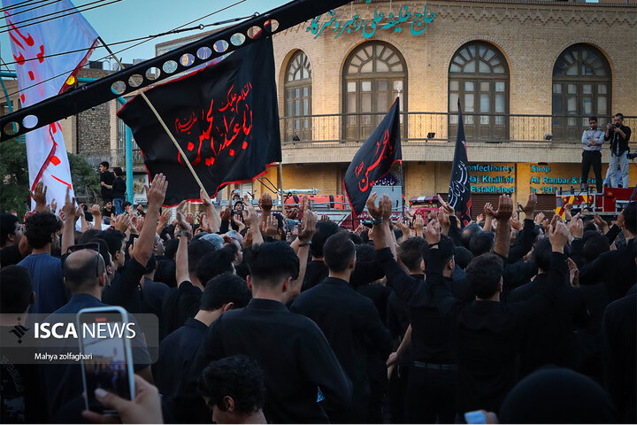 تجمع عاشوراییان در حسینیه امیرچقماق یزد