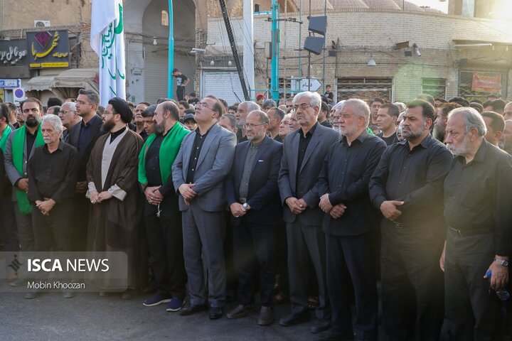 تجمع عاشوراییان در حسینیه امیرچقماق یزد