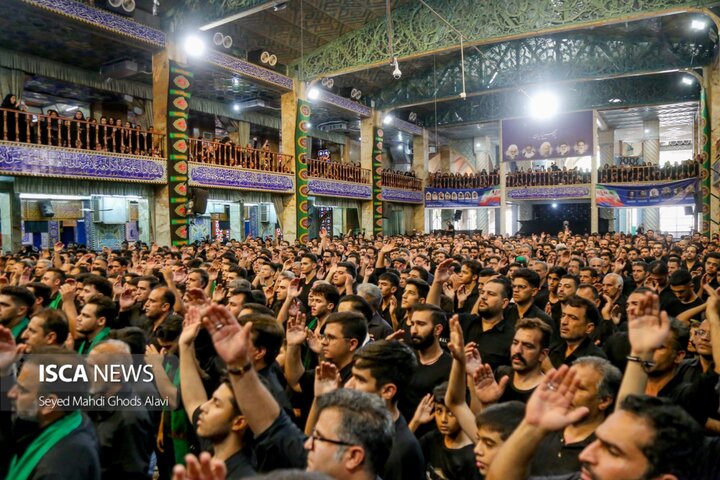 حضور پرشور هیئت آزادشهر در مراسم تاسوعای حسینی مسجد روضه محمدیه (حظیره) یزد