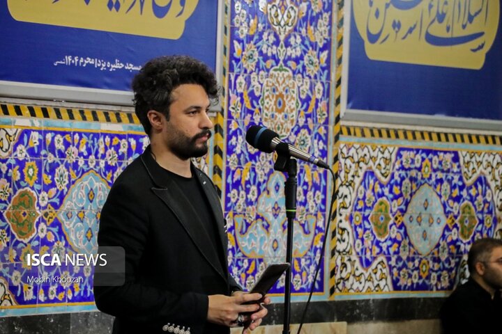 تلاقی شور حسینی با آیین‌های سنتی، مراسم تاسوعا با حضور هیئت‌های مذهبی در روضه محمدیه یزد