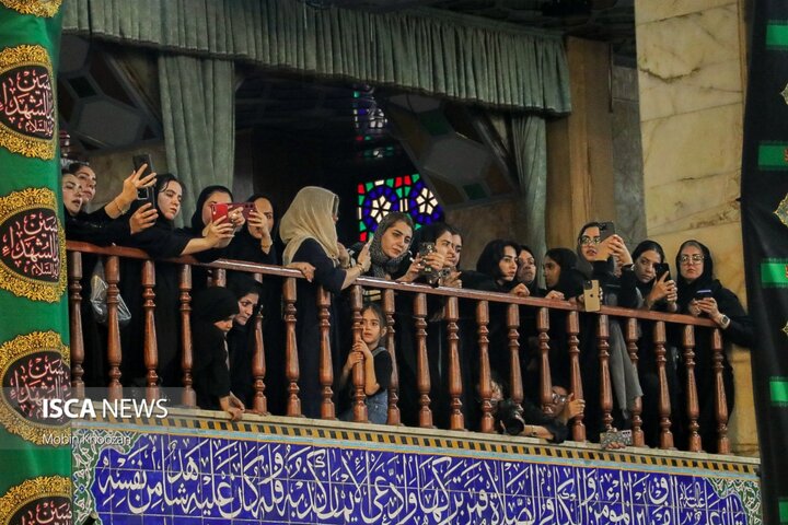 تلاقی شور حسینی با آیین‌های سنتی، مراسم تاسوعا با حضور هیئت‌های مذهبی در روضه محمدیه یزد