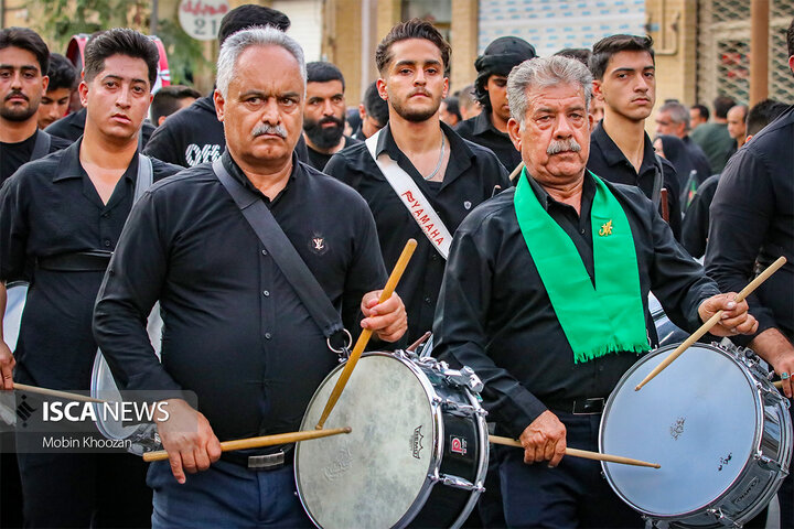 عزاداری هیأت زنجیرزنی ابرکوه در یزد حسینیه ایران