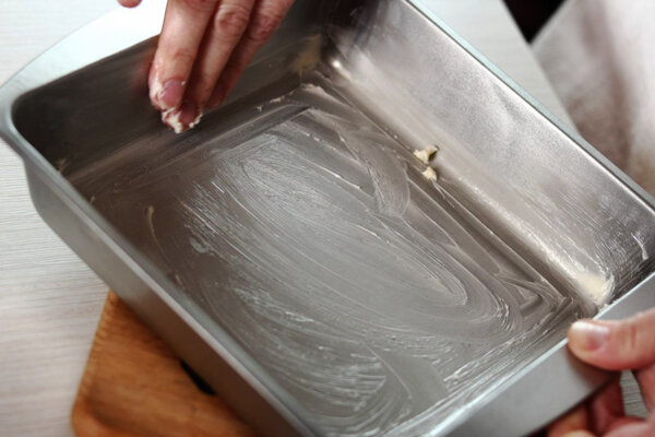 آموزش شیرینی پزی / طرز تهیه کیک شیر داغ