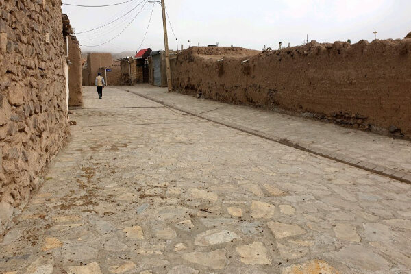 اجرای پنج طرح هادی در نقاط روستایی خاش آغاز شد