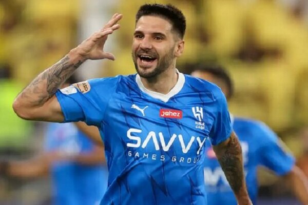 میتروویچ در الهلال ماند