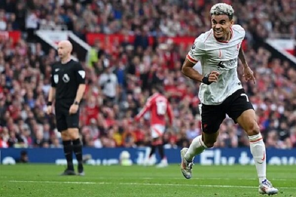 بارسلونا روی مهاجم لیورپول دست گذاشت