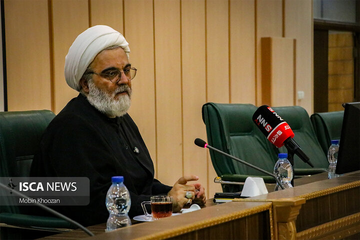 نشست پرچم‌داران جریان دانشجویی استان یزد با حضور حجت‌الاسلام قنبریان