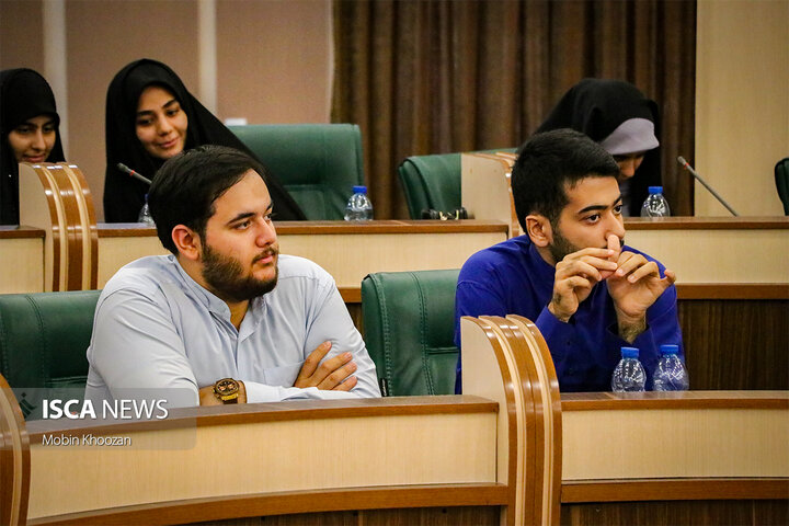 نشست پرچم‌داران جریان دانشجویی استان یزد با حضور حجت‌الاسلام قنبریان