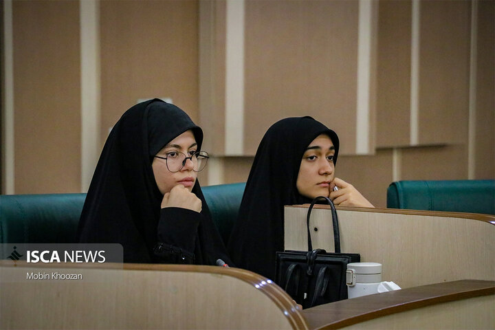 نشست پرچم‌داران جریان دانشجویی استان یزد با حضور حجت‌الاسلام قنبریان