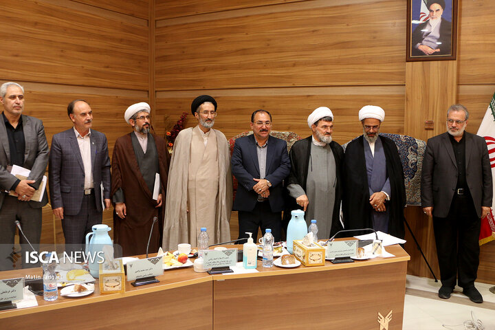 رونمایی از پوستر پنجمین جشنواره ملی آواها و نواهای نبوی