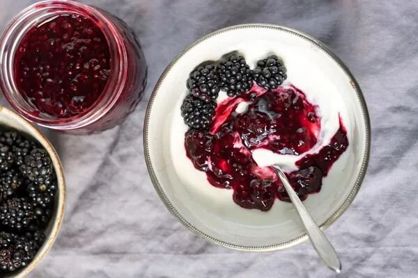 آموزش شیرینی پزی / طرز تهیه کمپوت شاه توت خانگی