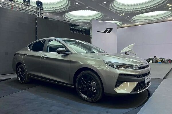 شرایط پیش‌فروش خودروی کی‌ام‌سی J۷ اعلام شد