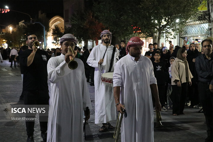 در آغار ماه صفر بازآفرینی ورود کاروان اسرای کربلا به شام در یزد