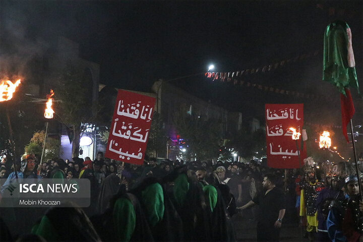 در آغار ماه صفر بازآفرینی ورود کاروان اسرای کربلا به شام در یزد