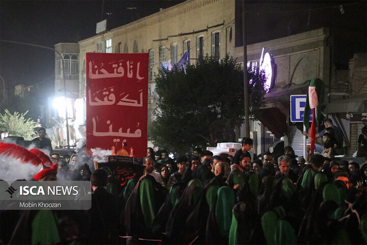 در آغار ماه صفر بازآفرینی ورود کاروان اسرای کربلا به شام در یزد